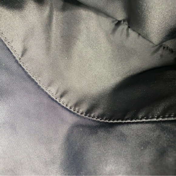 lululemon athletica Black Crossbody Bag with Gold Details - Picture 6 of 6